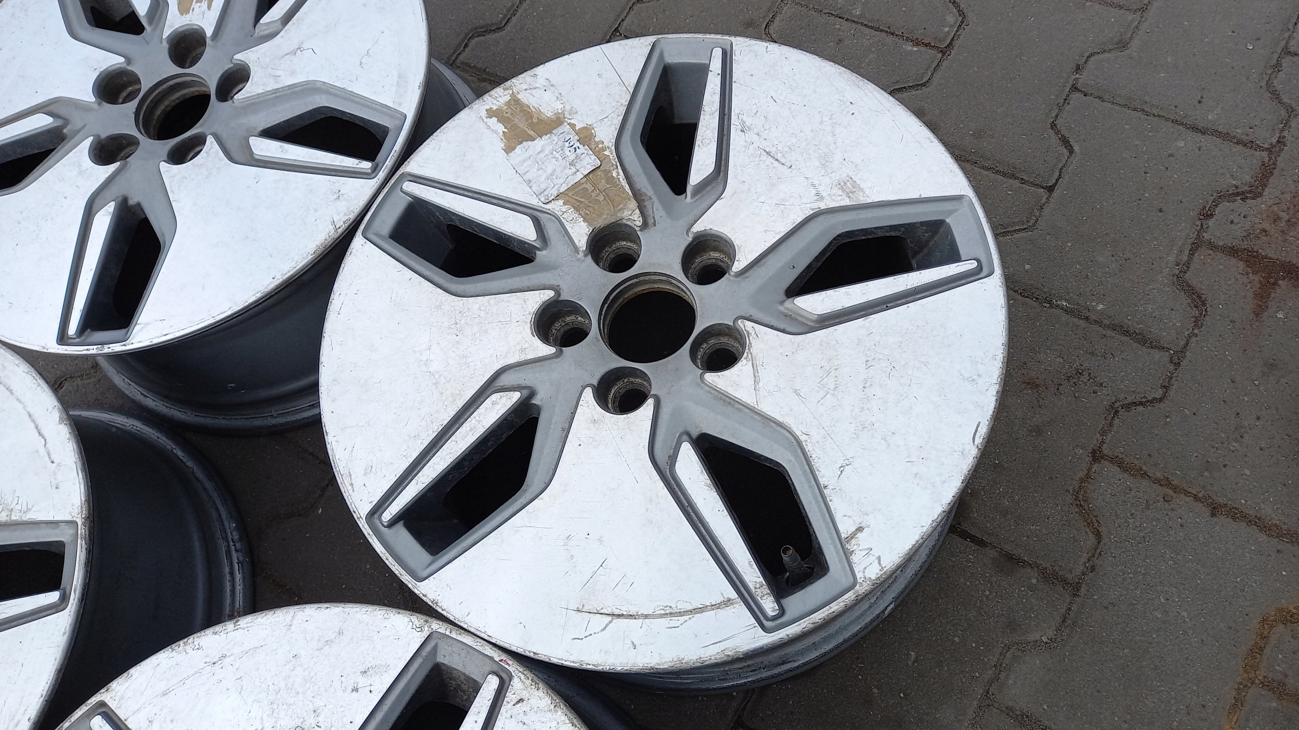 Alu Felge Volvo C30 Aluminum rim 16 Zoll 6.5J 5x108 52,5ET 31255800