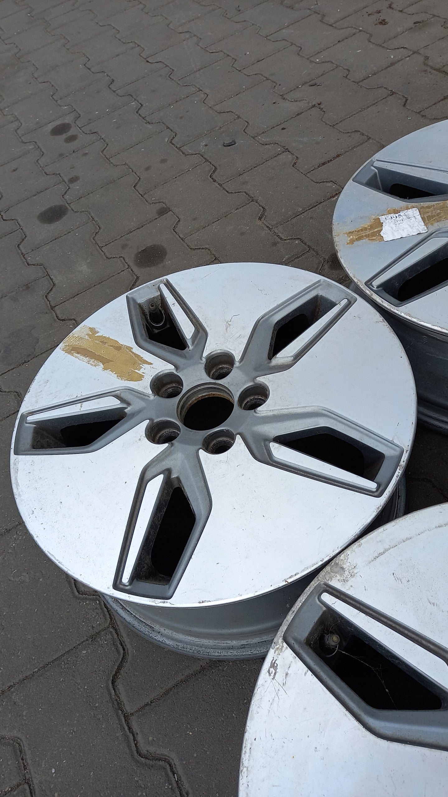 Alu Felge Volvo C30 Aluminum rim 16 Zoll 6.5J 5x108 52,5ET 31255800