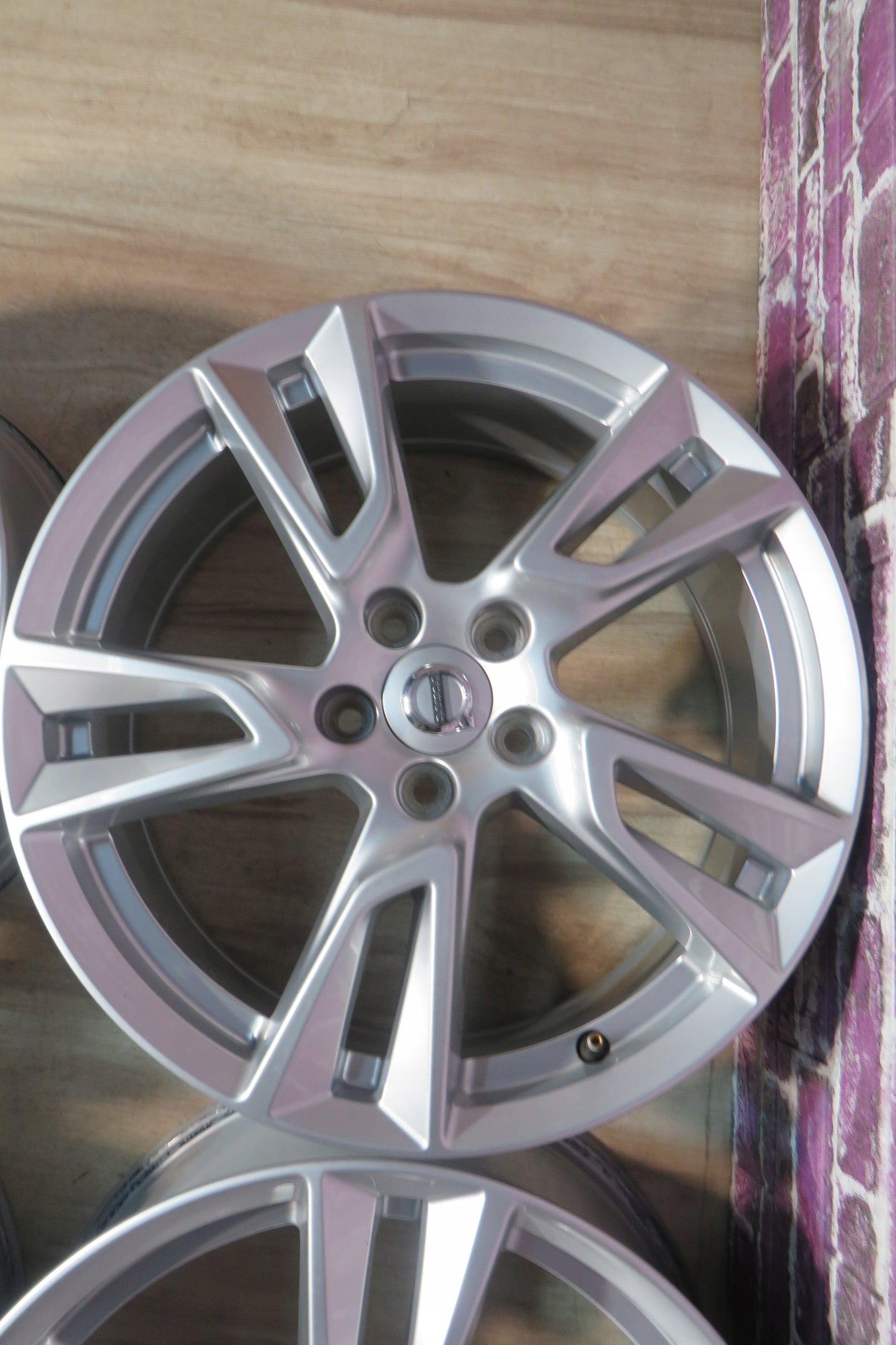 Alu Felge Volvo 242 Aluminum rim 18 Zoll 7.5J 5x108 50,5ET