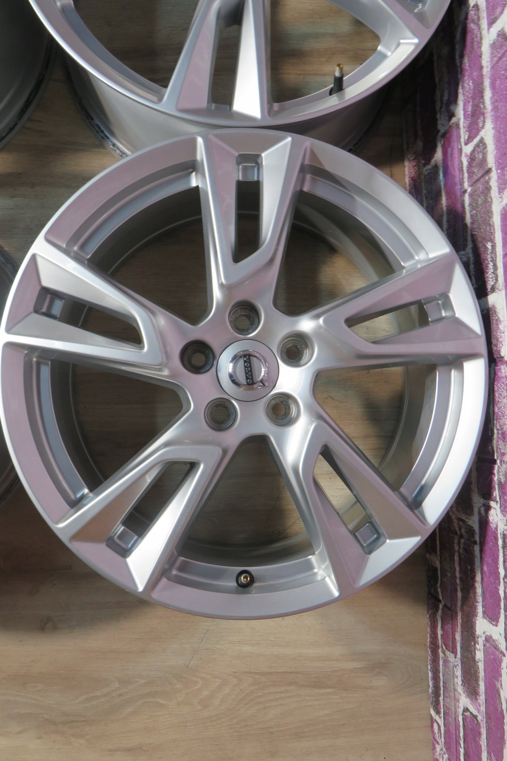 Alu Felge Volvo 242 Aluminum rim 18 Zoll 7.5J 5x108 50,5ET