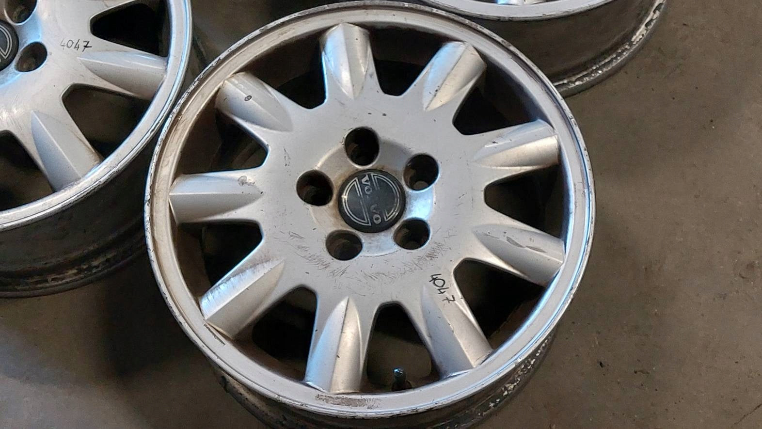 Alu Felge Volvo XC70 Aluminum rim 15 Zoll 6.5J 5x108 43ET