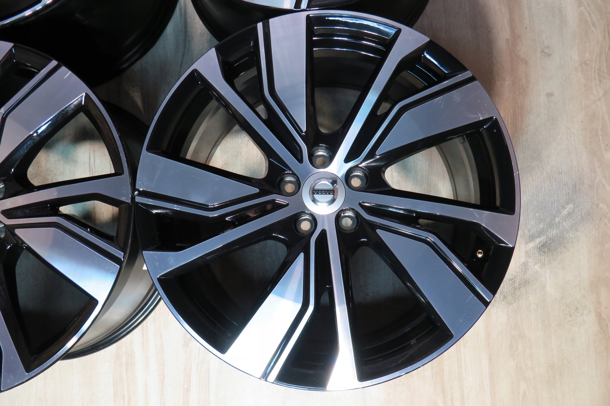 Alu Felge Volvo V60 S40 S60 C70 Aluminum rim 20 Zoll 9.0J 5x108 58ET