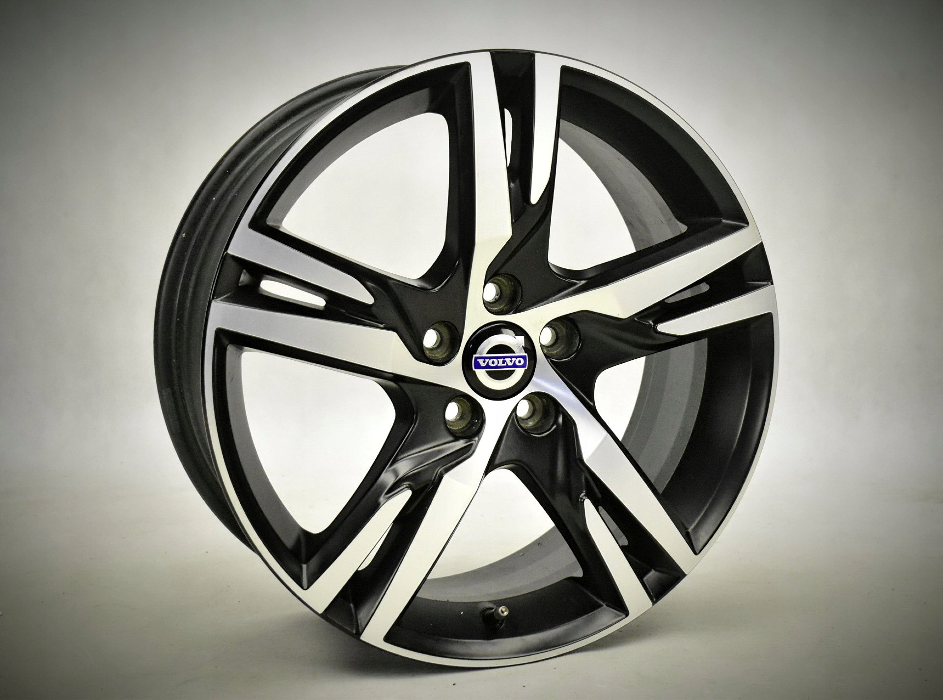  Alu Felge Volvo XC60 XC40 Aluminum rim 18 Zoll 7.5J 5x108 50,5ET 31445812 product image