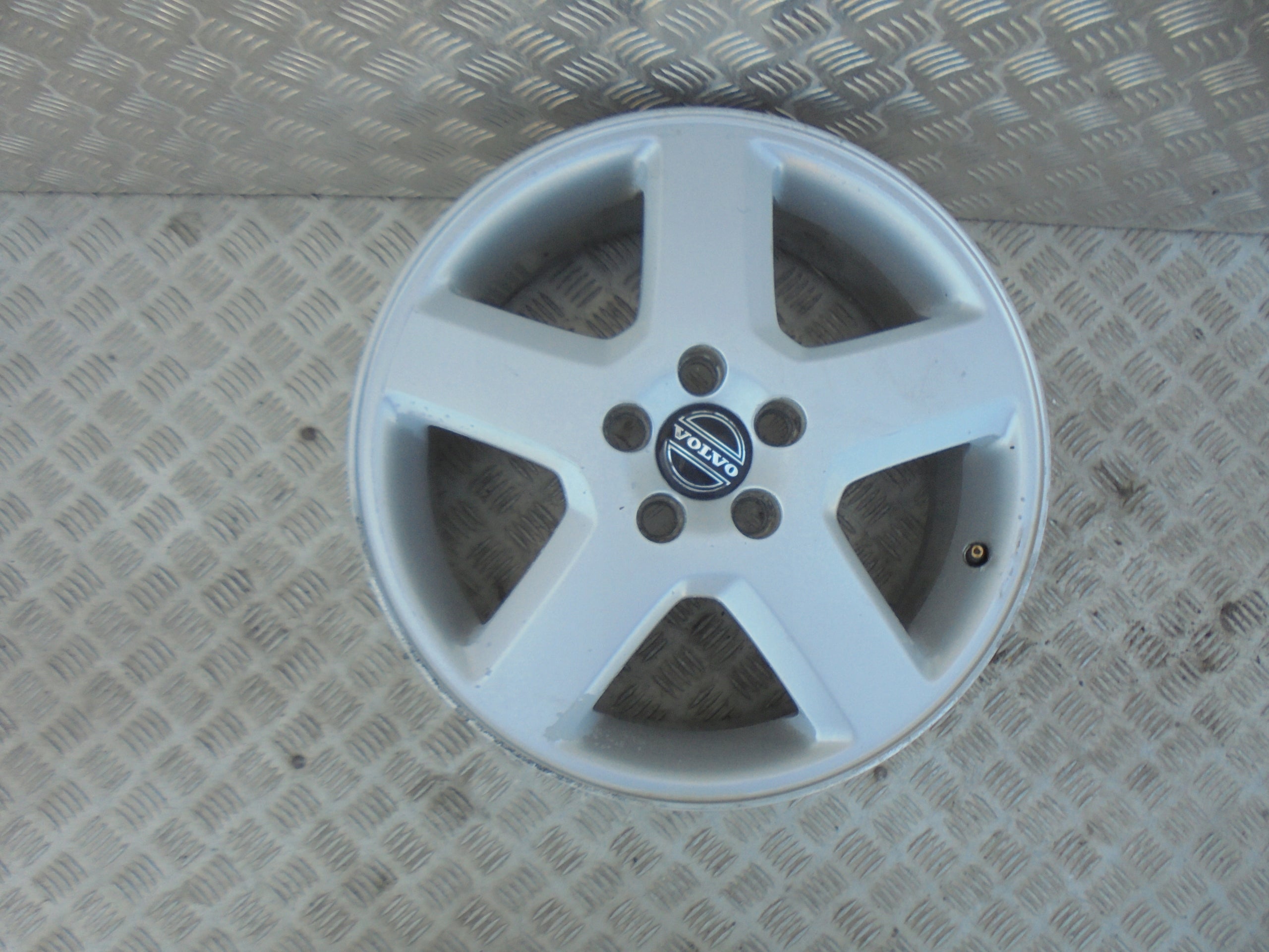 Alu Felge Volvo Cross country Aluminum rim 17 Zoll 7.0J 5x108 52,5ET