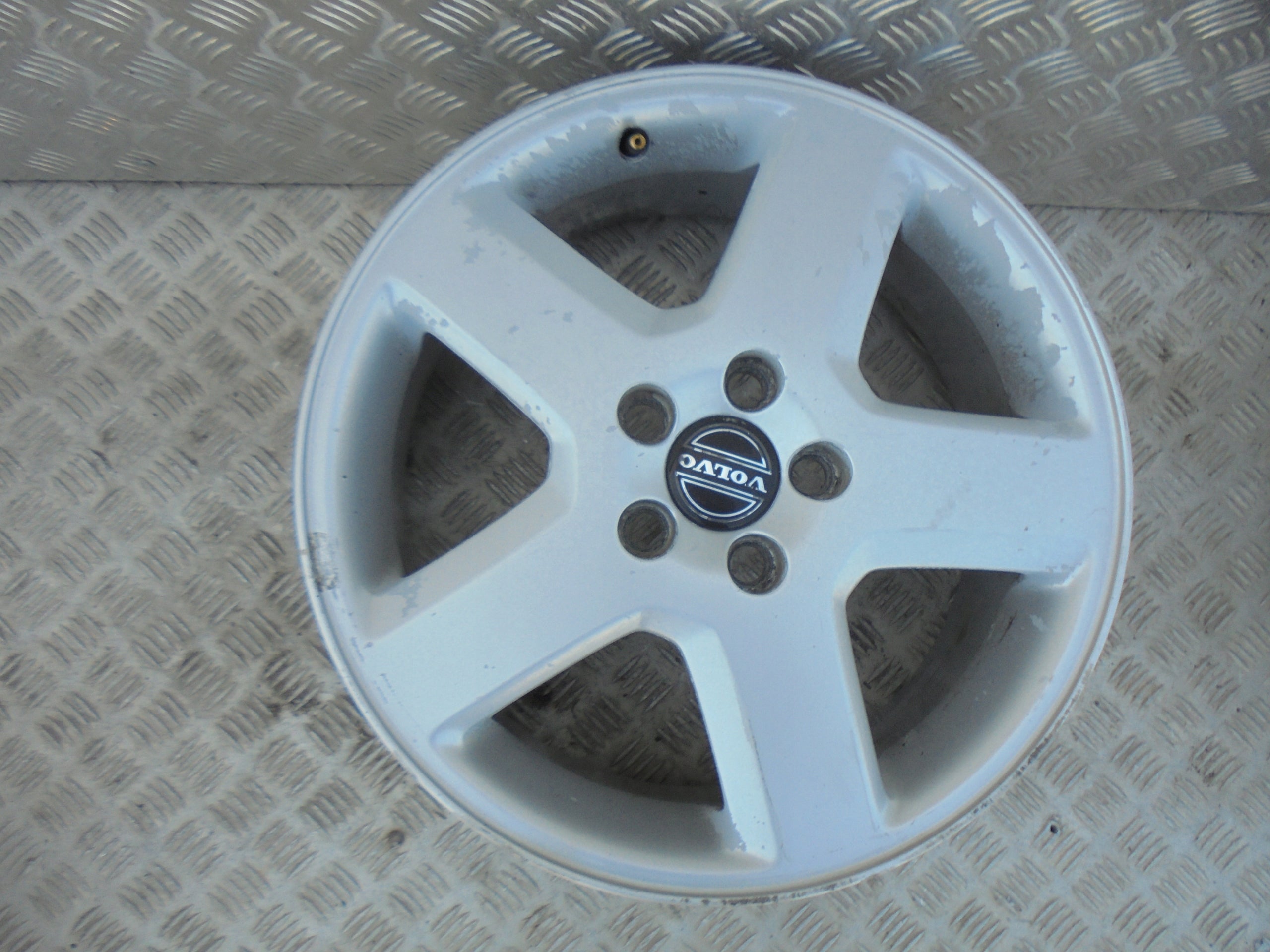 Alu Felge Volvo Cross country Aluminum rim 17 Zoll 7.0J 5x108 52,5ET