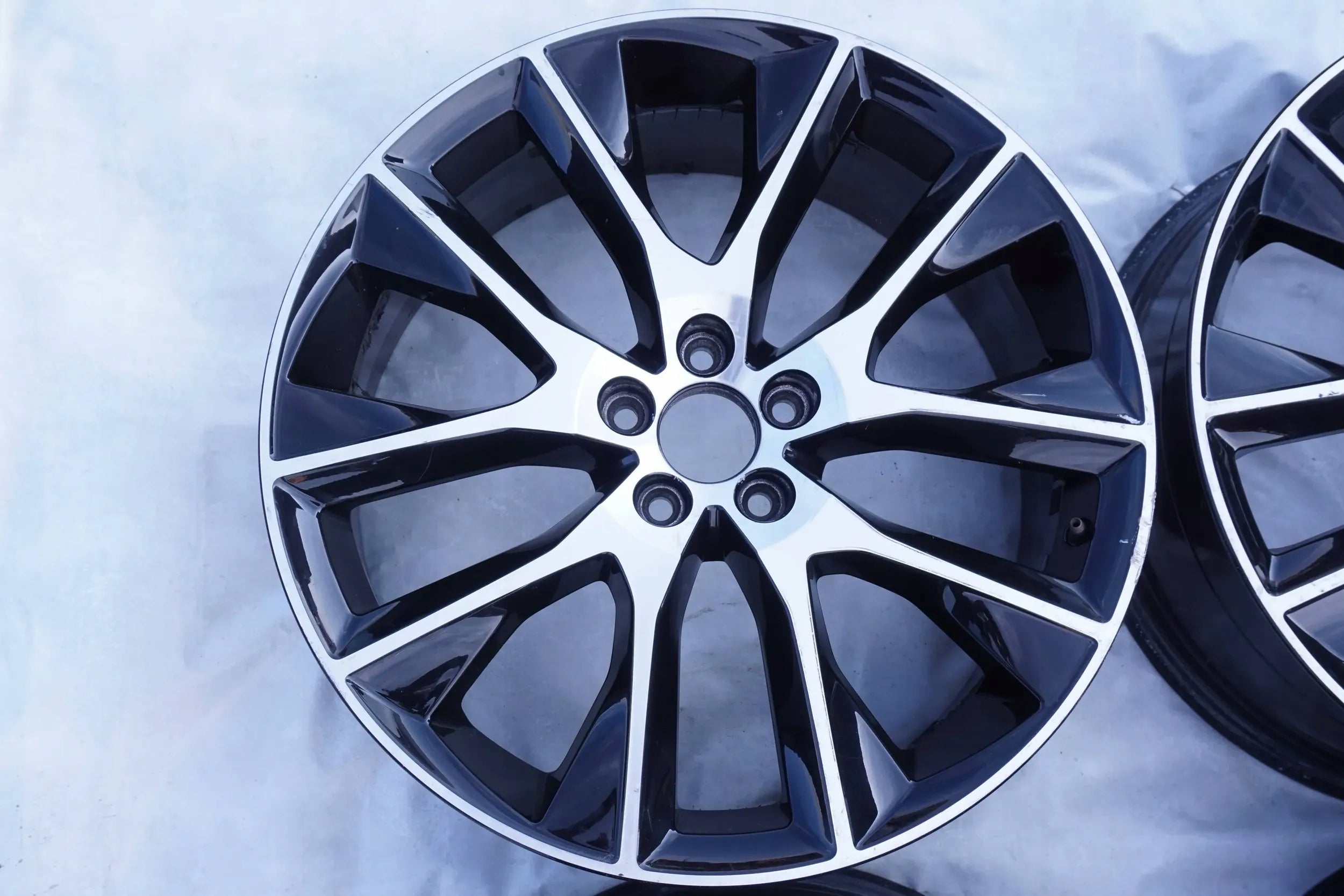 Alu Felge Volvo S90 Aluminum rim 20 Zoll 8.0J 5x108 49,5ET 31381537