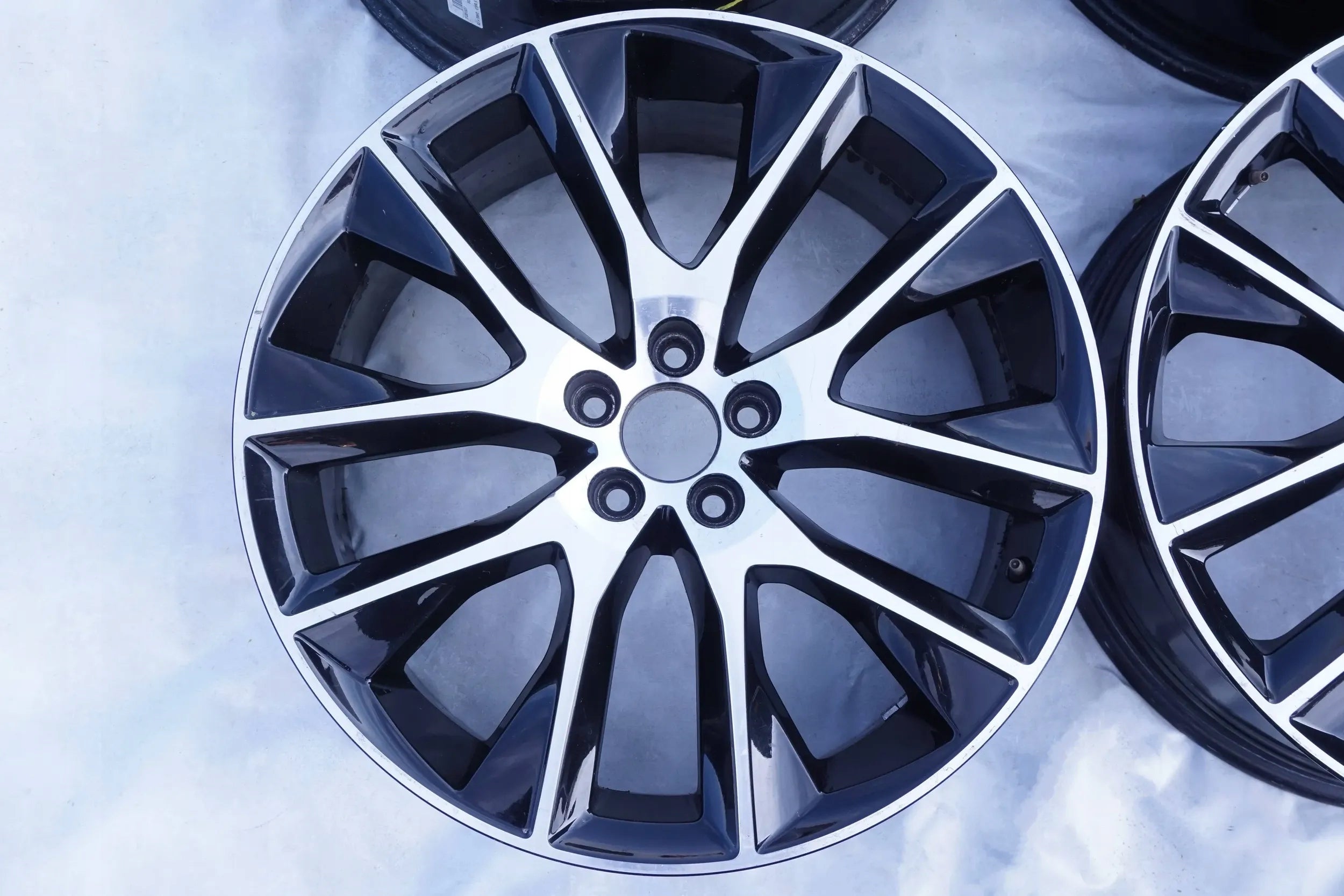 Alu Felge Volvo S90 Aluminum rim 20 Zoll 8.0J 5x108 49,5ET 31381537