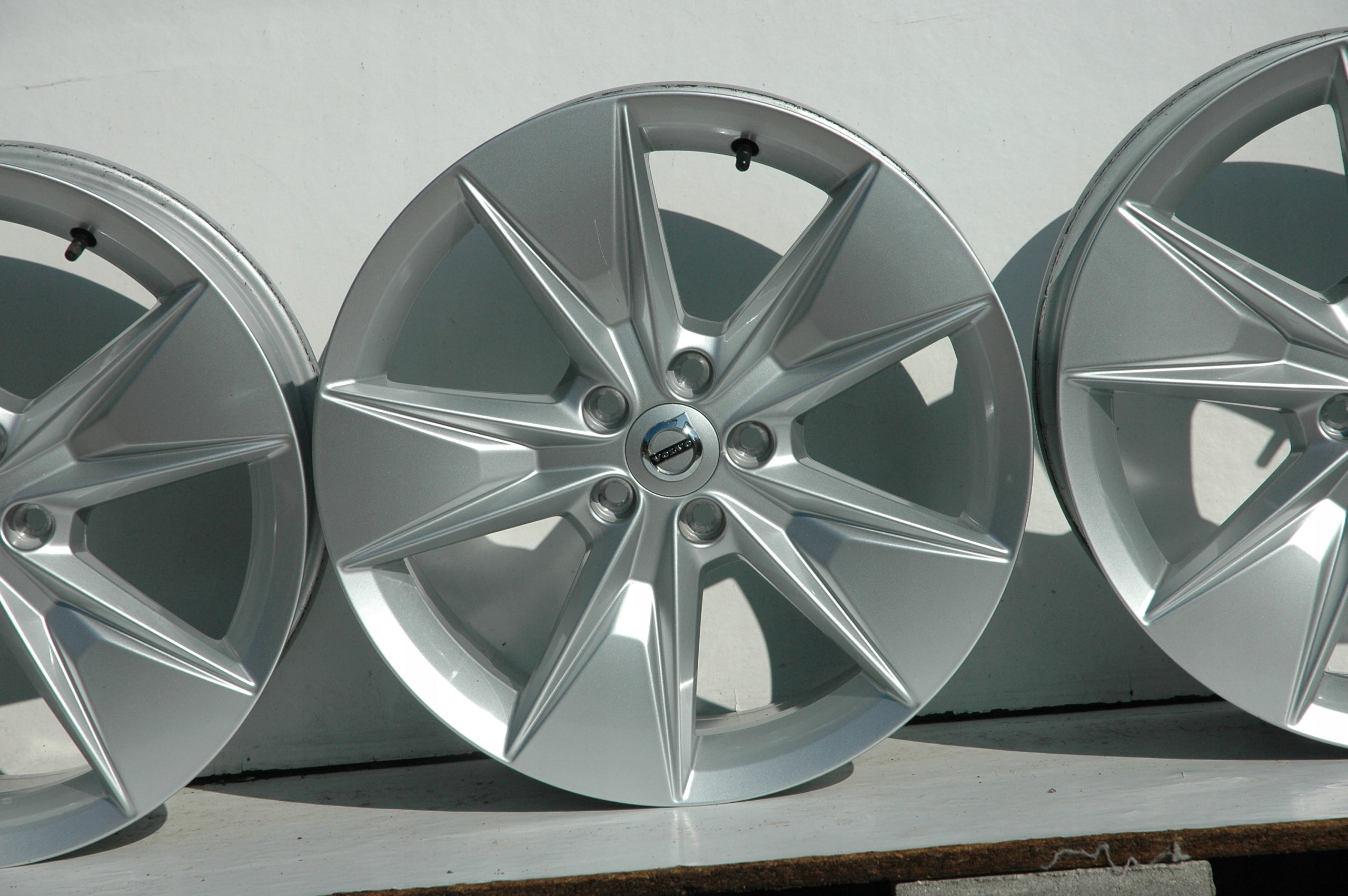 Alu Felge Volvo V60 Aluminum rim 18 Zoll 7.5J 5x108 50ET 31680200