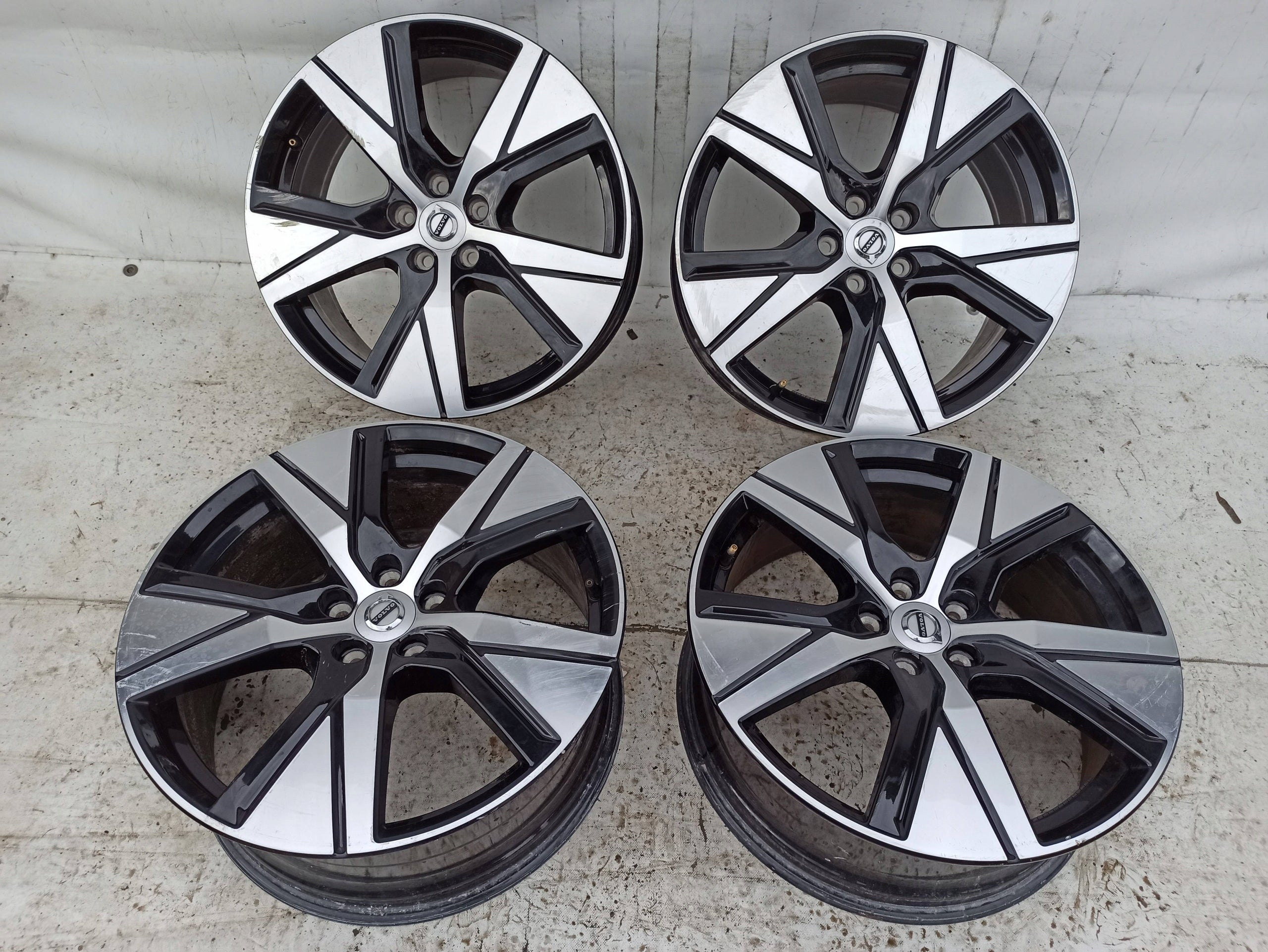  Alu Felge Volvo XC40 Aluminum rim 16 Zoll 6.0J 4x108 22ET product image