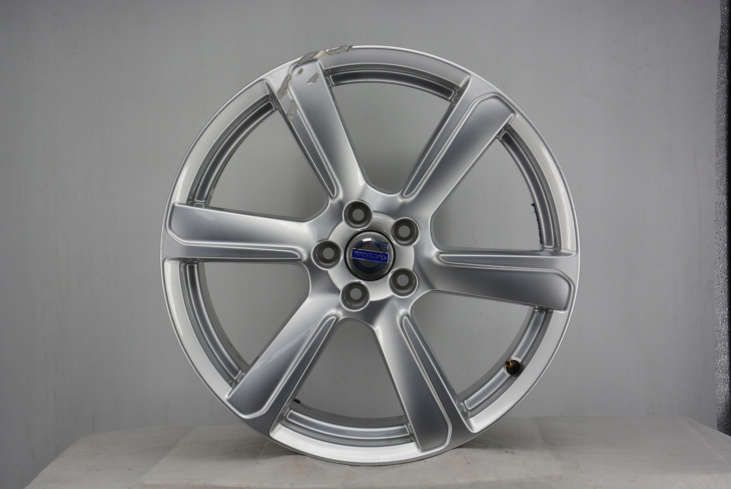 Alu Felge Volvo 142 Aluminum rim 19 Zoll 8.0J 5x108 42,5ET 31423021