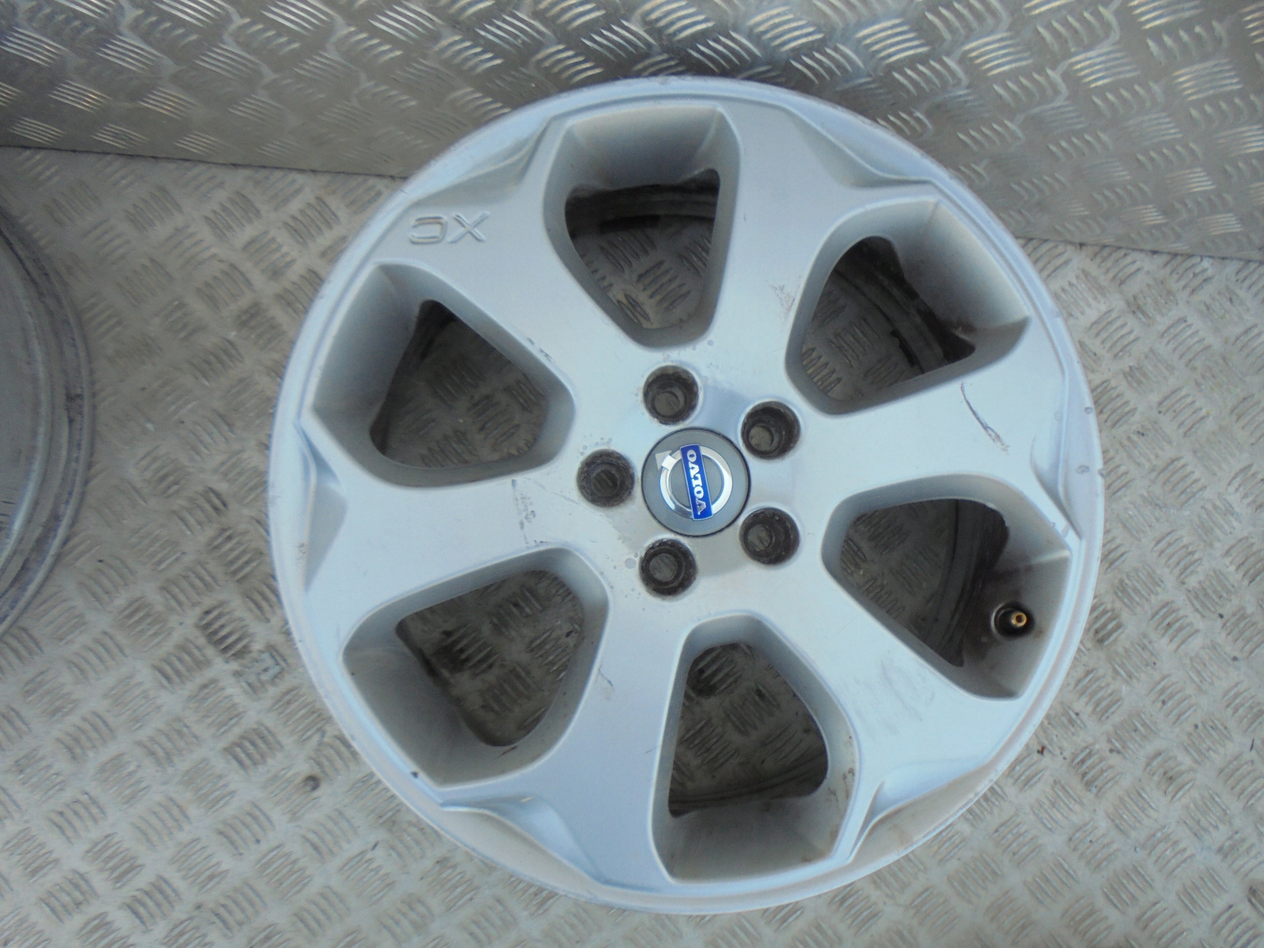 Alu Felge Volvo XC60 Aluminum rim 18 Zoll 7.5J 5x108 55ET