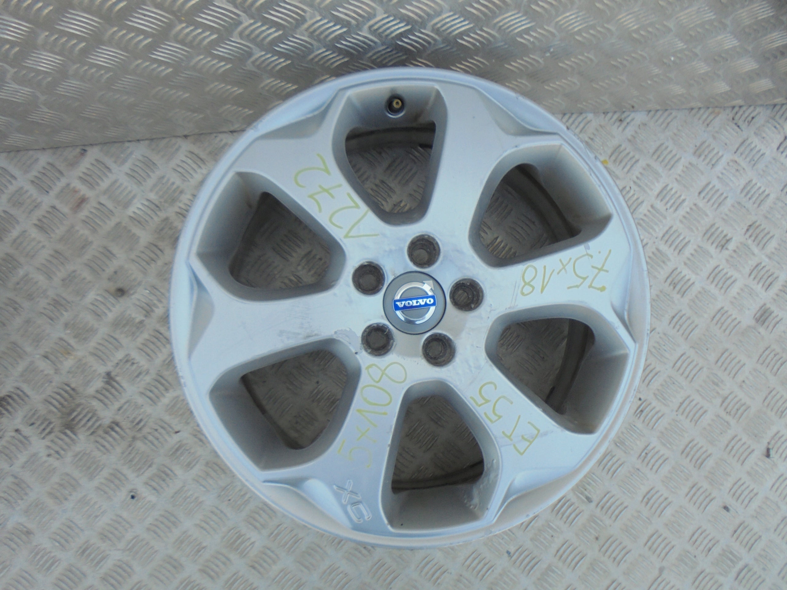 Alu Felge Volvo XC60 Aluminum rim 18 Zoll 7.5J 5x108 55ET