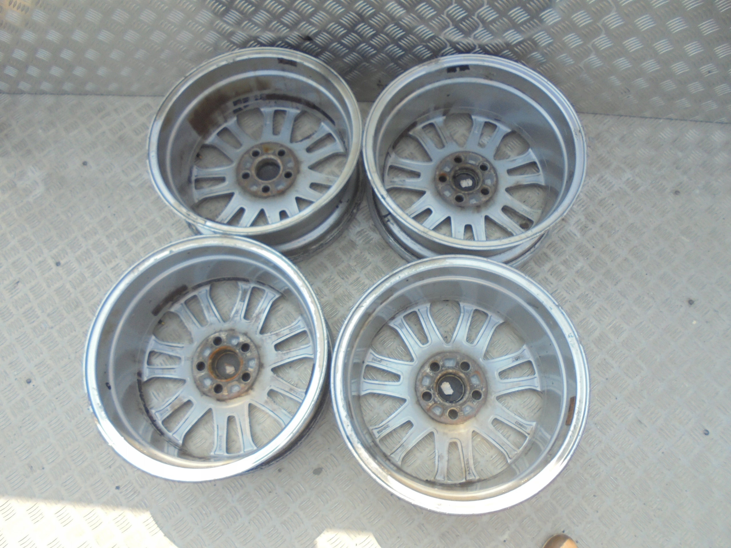 Alu Felge Volvo P1800 Aluminum rim 17 Zoll 7.0J 5x108 52,5ET