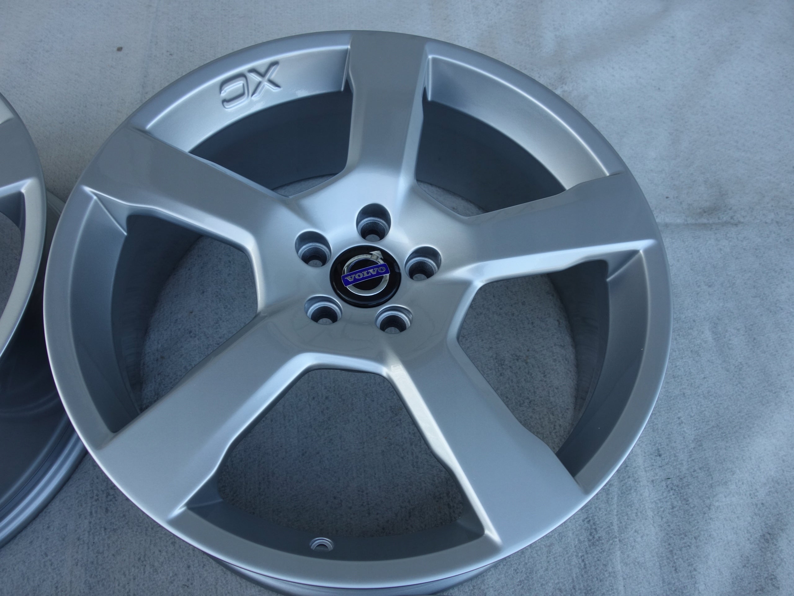 Alu Felge Volvo XC60 XC90 Aluminum rim 20 Zoll 8.0J 5x108 49ET 31255509