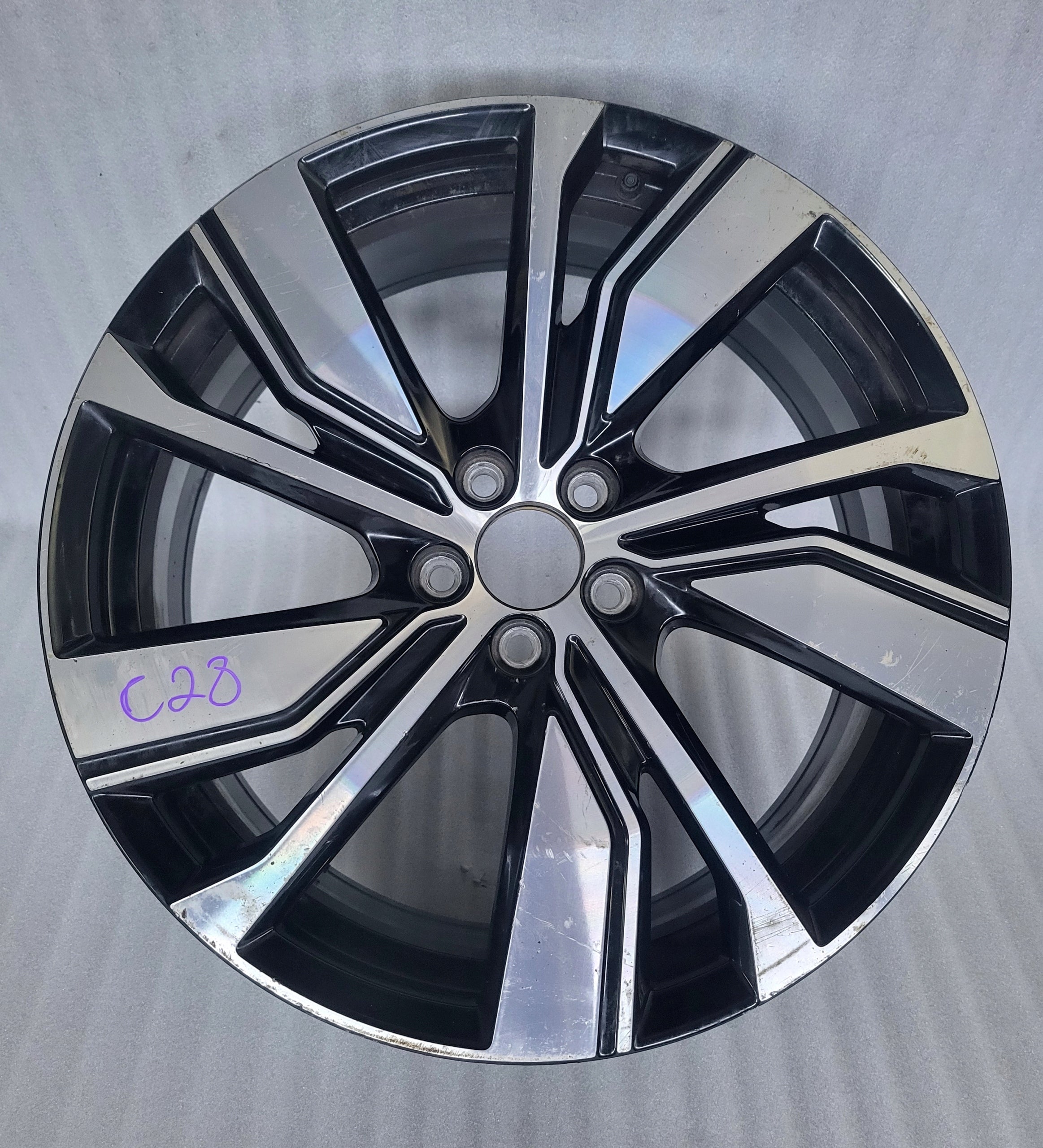 1x Alu Felge Volvo XC40 Aluminum rim 20 Zoll 8.0J 5x108 50,5ET 32243376