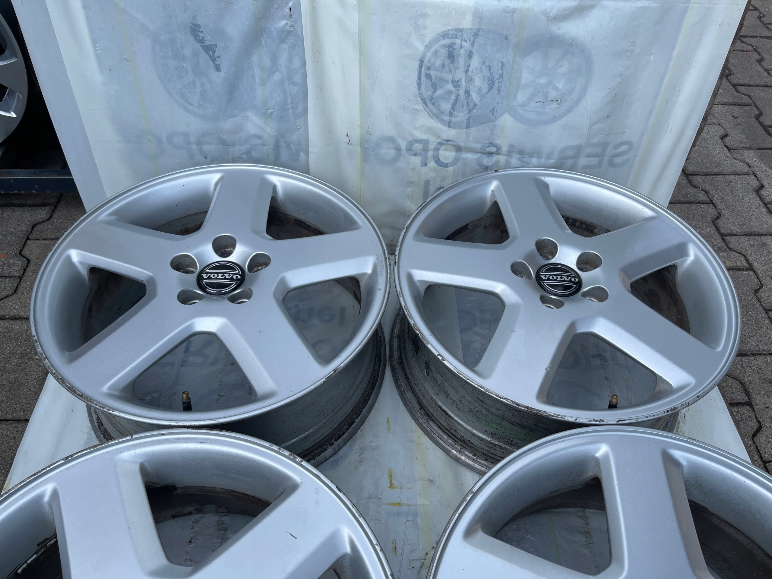 Alu Felge Volvo XC90 Aluminum rim 17 Zoll 7.0J 5x108 52,5ET 30647089