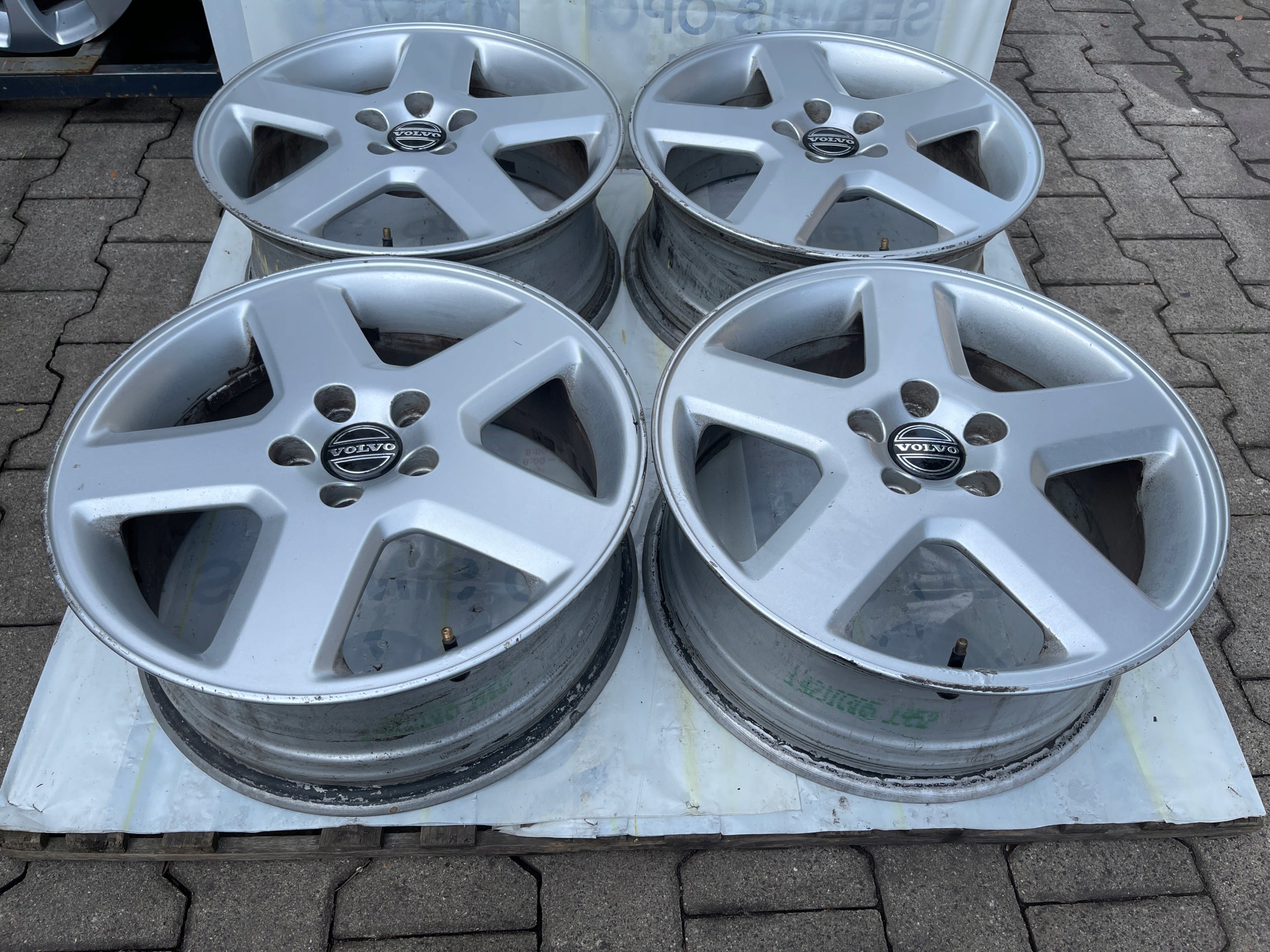 Alu Felge Volvo XC90 Aluminum rim 17 Zoll 7.0J 5x108 52,5ET 30647089