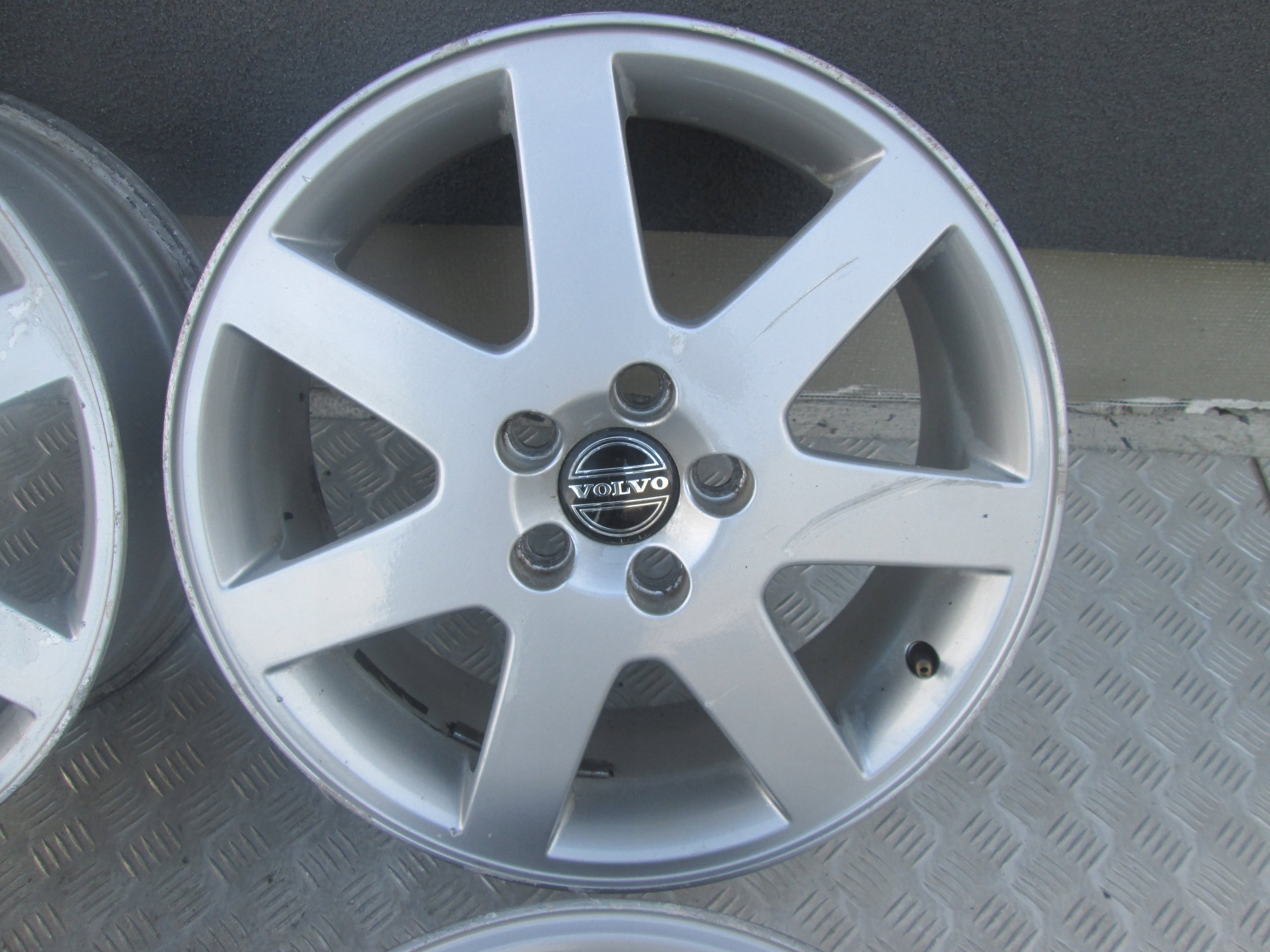 Alu Felge Volvo 142 Aluminum rim 17 Zoll 7.0J 5x108