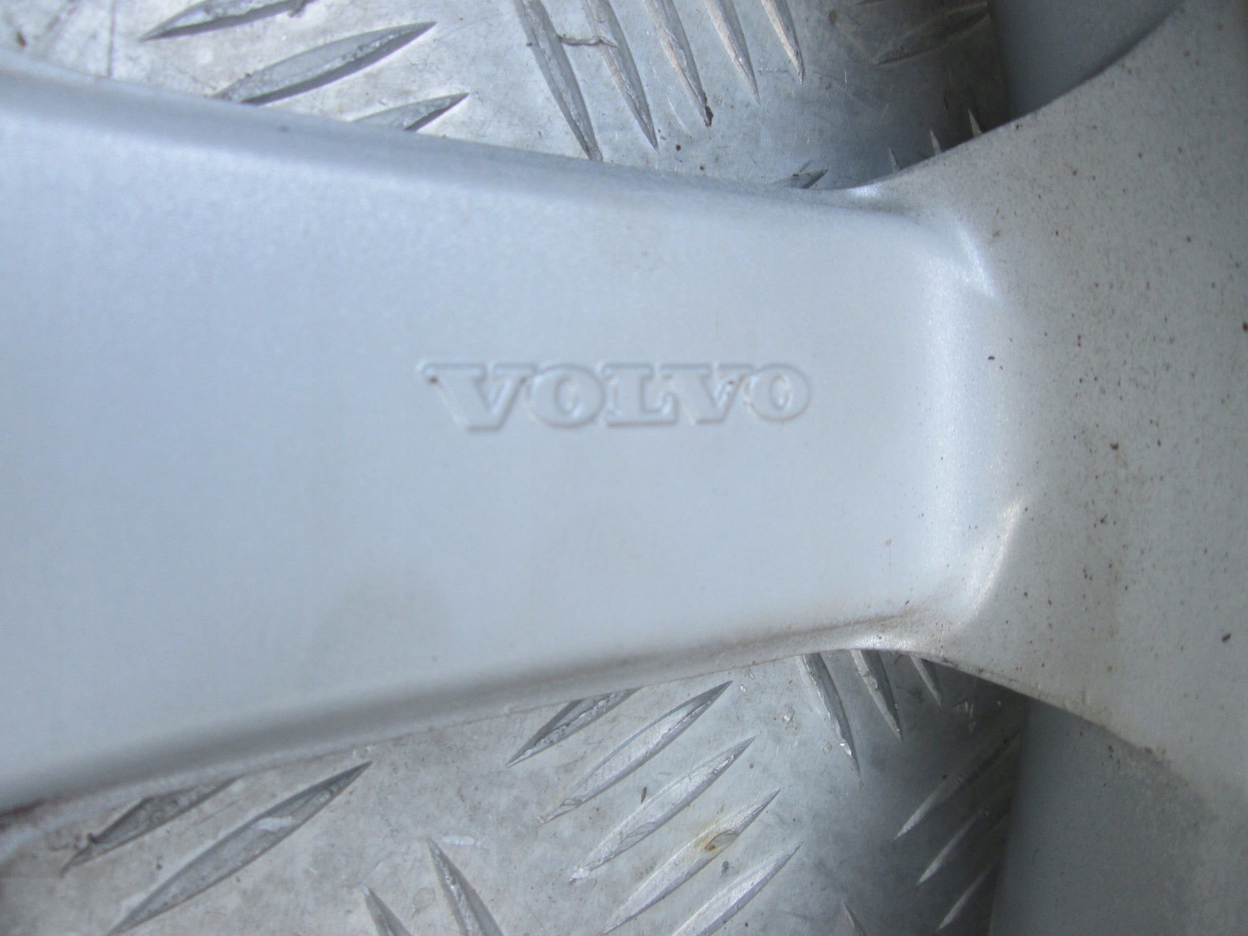 Alu Felge Volvo 142 Aluminum rim 17 Zoll 7.0J 5x108