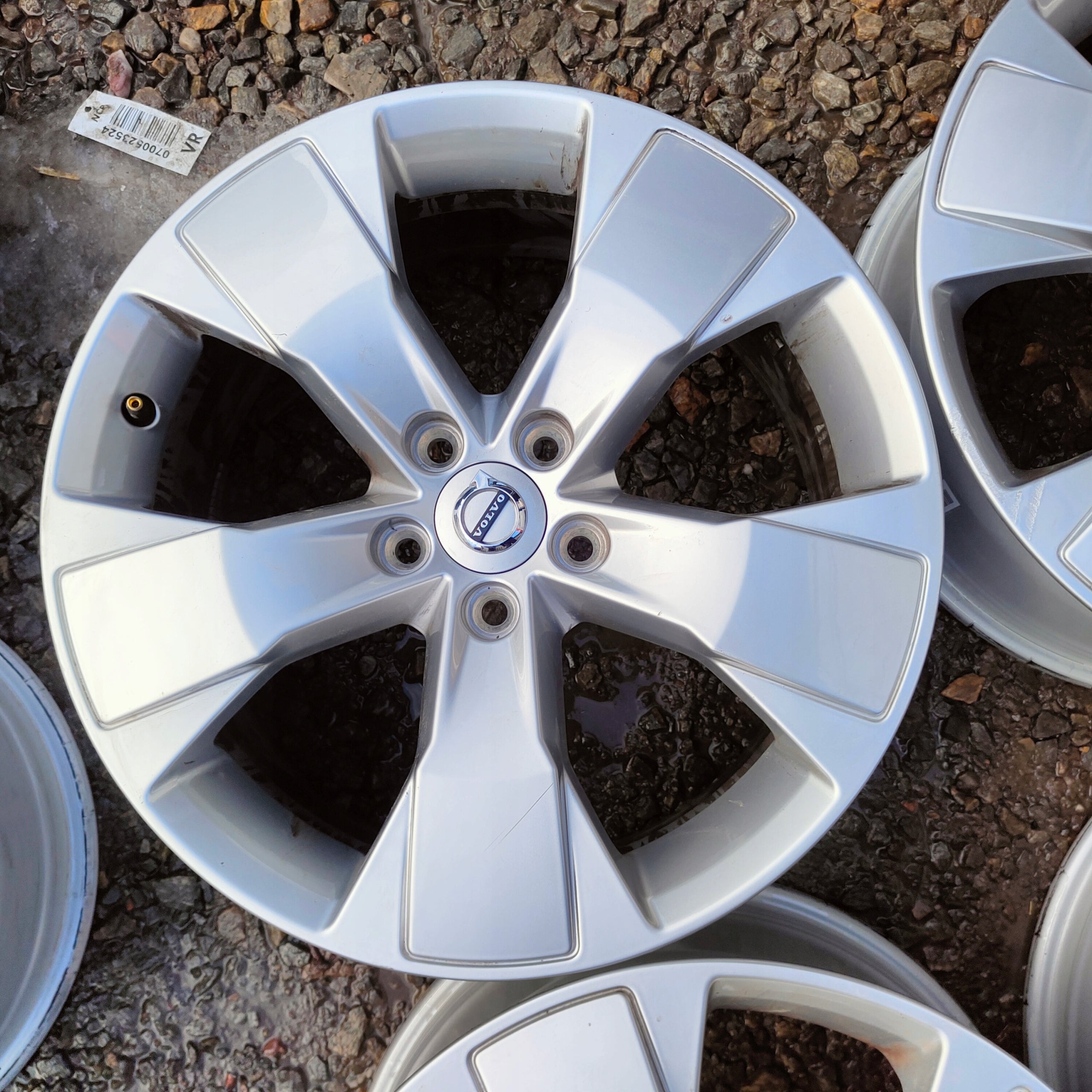 Alu Felge Volvo P1800 Aluminum rim 18 Zoll 7.5J 5x108 50,5ET 31471553