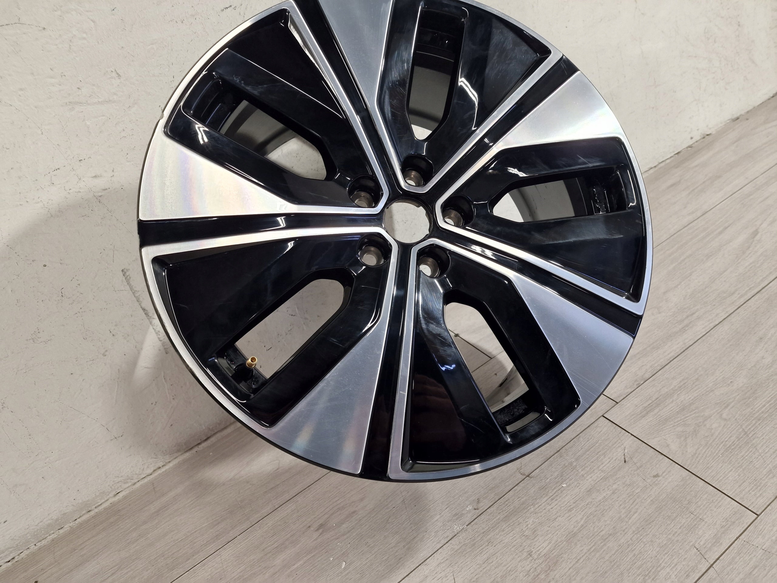 Alu Felge Volvo S70 Aluminum rim 19 Zoll 8.0J 5x108 50ET 32327781