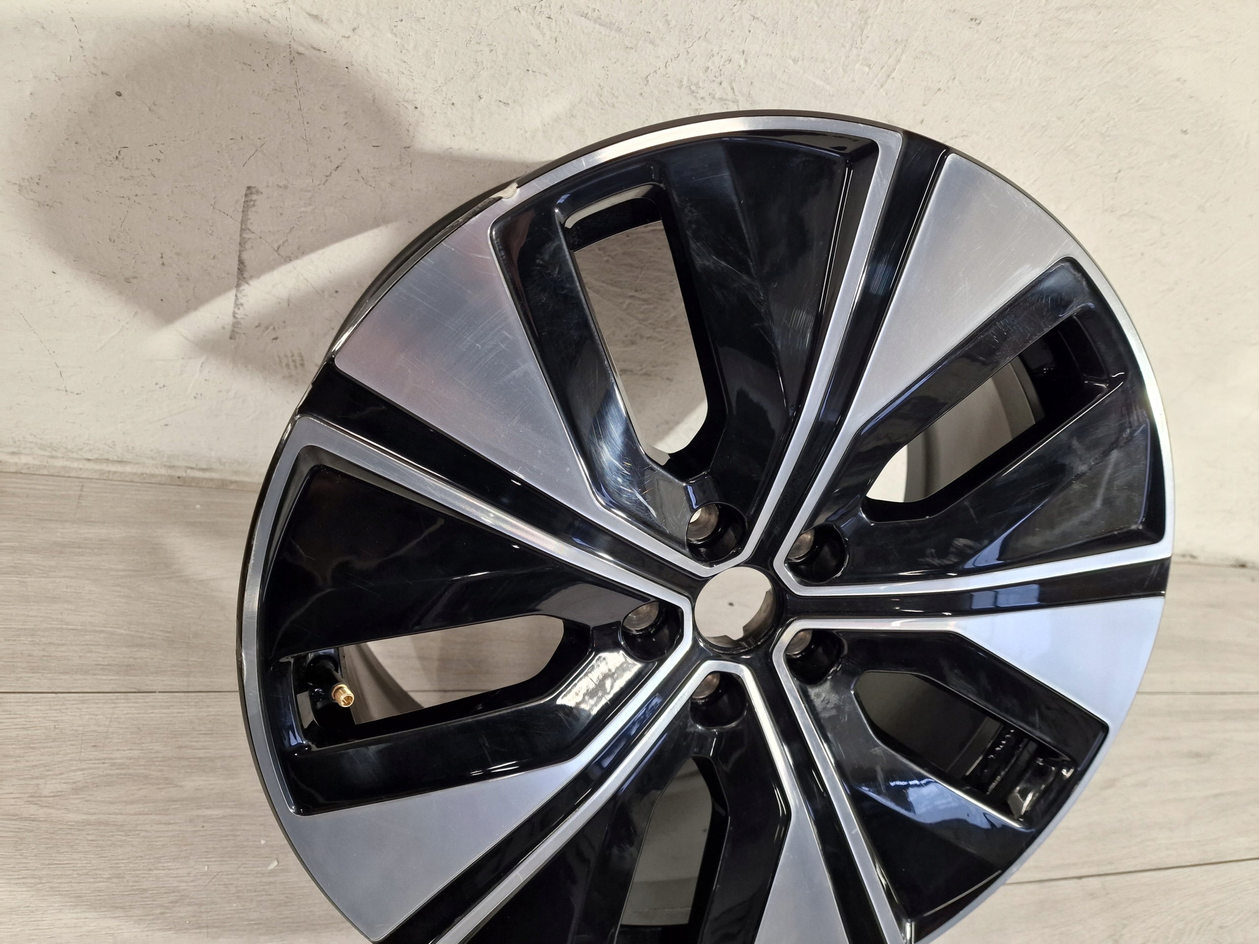 Alu Felge Volvo S70 Aluminum rim 19 Zoll 8.0J 5x108 50ET 32327781