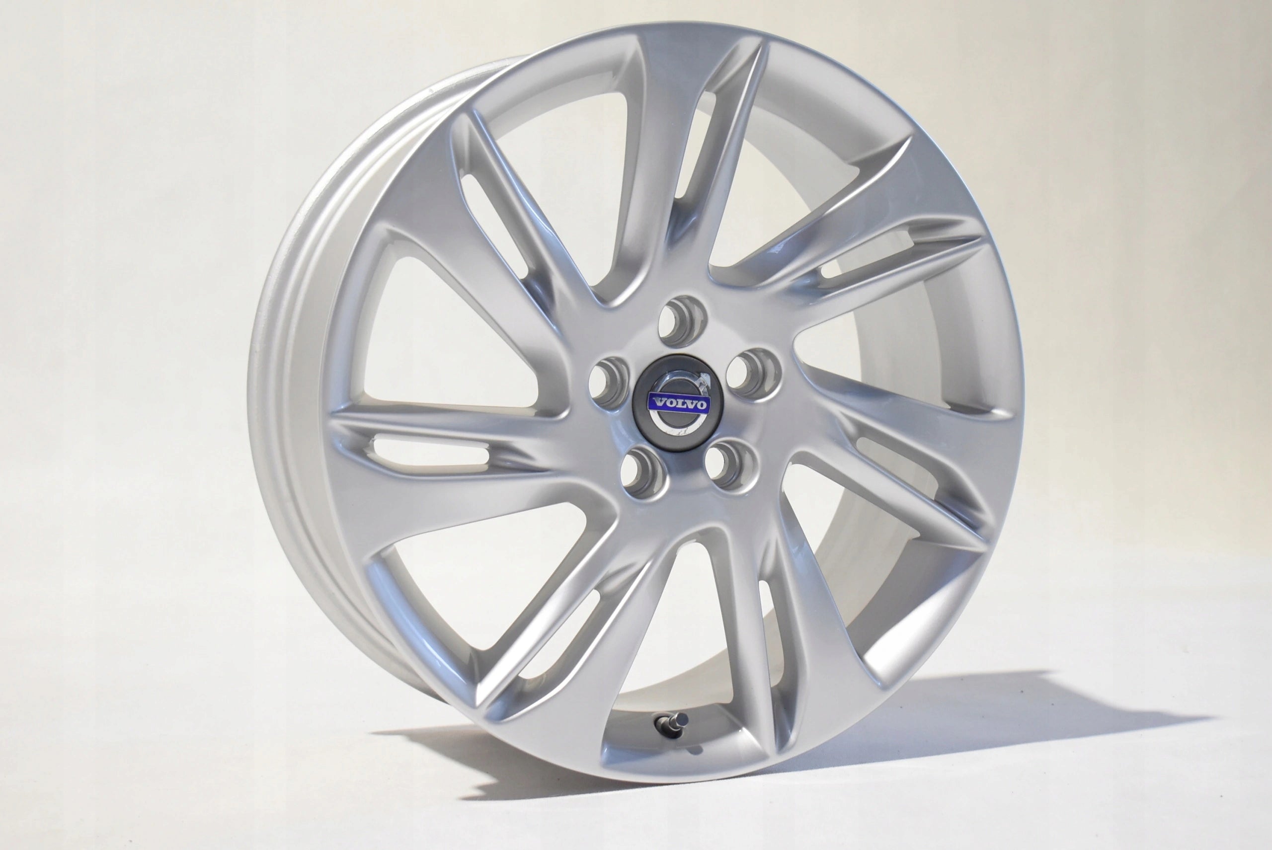 Alu Felge Volvo C30 V40 V50 Aluminum rim 18 Zoll 7.5J 5x108 52ET 31317288