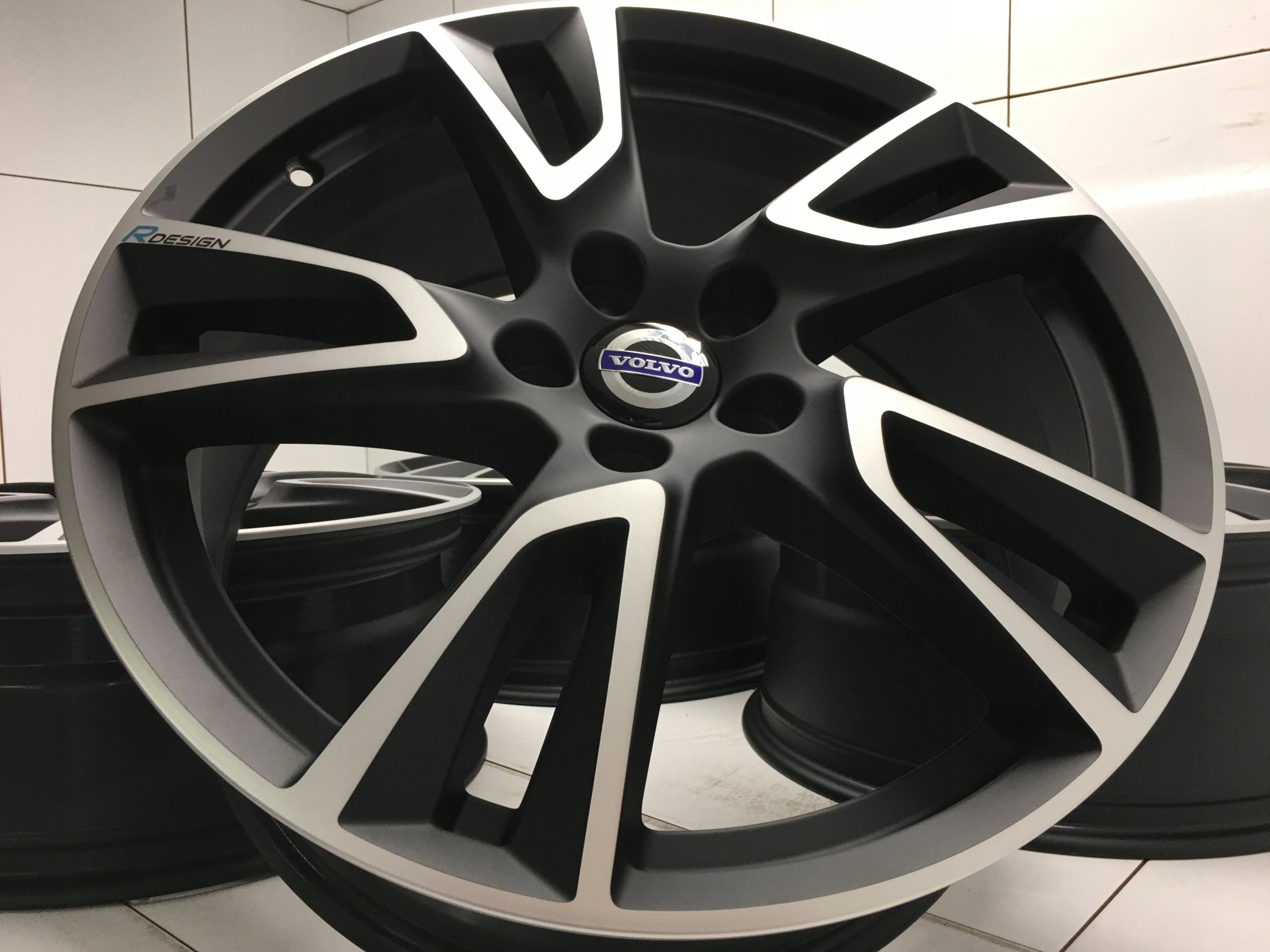 Alu Felge Volvo XC60 XC40 Aluminum rim 19 Zoll 7.5J 5x108 50ET