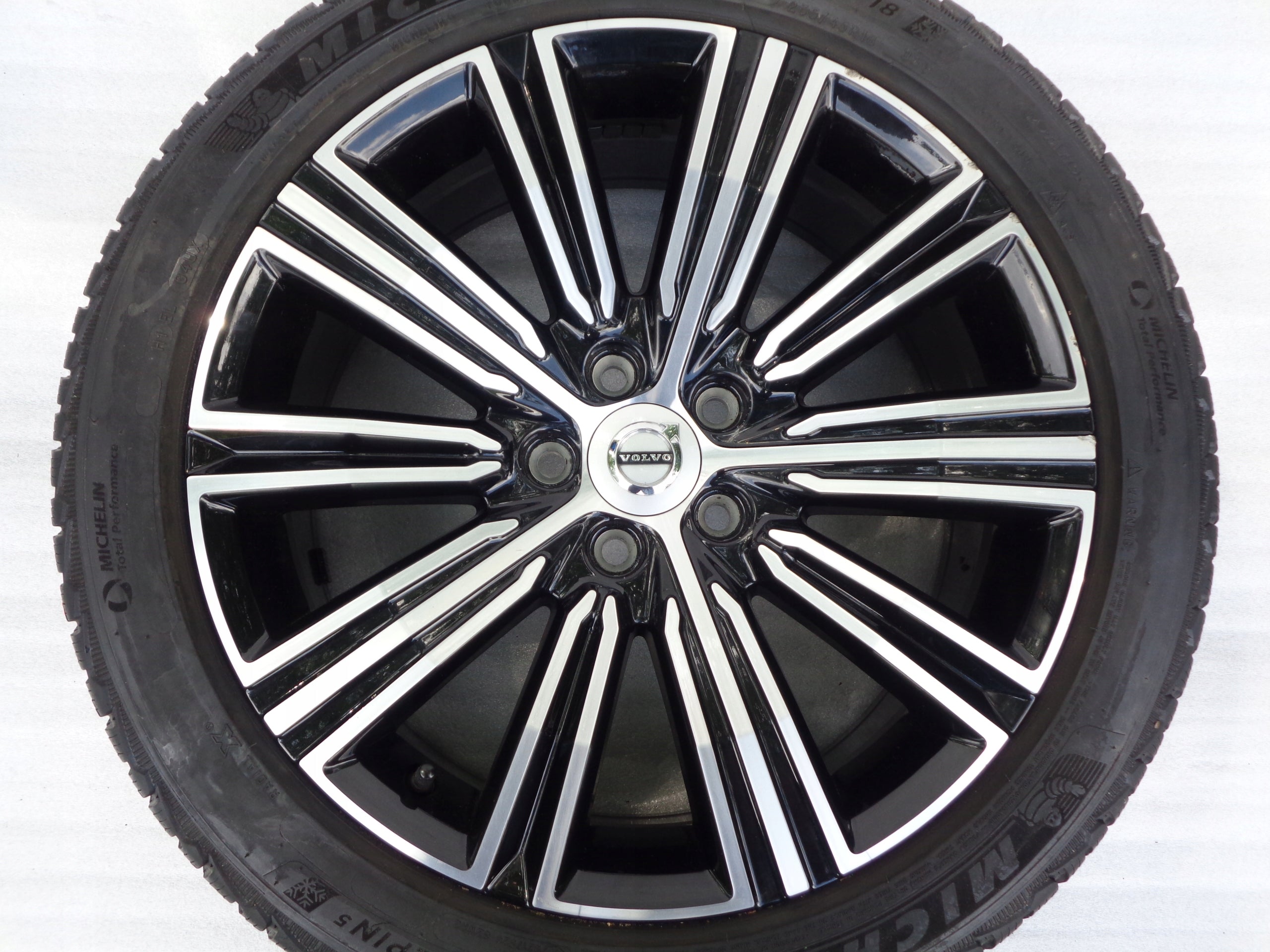 Alu Felge Volvo V60 S60 V40 S90 V50 18 Zoll 8.0J 5x108 42ET 31471312