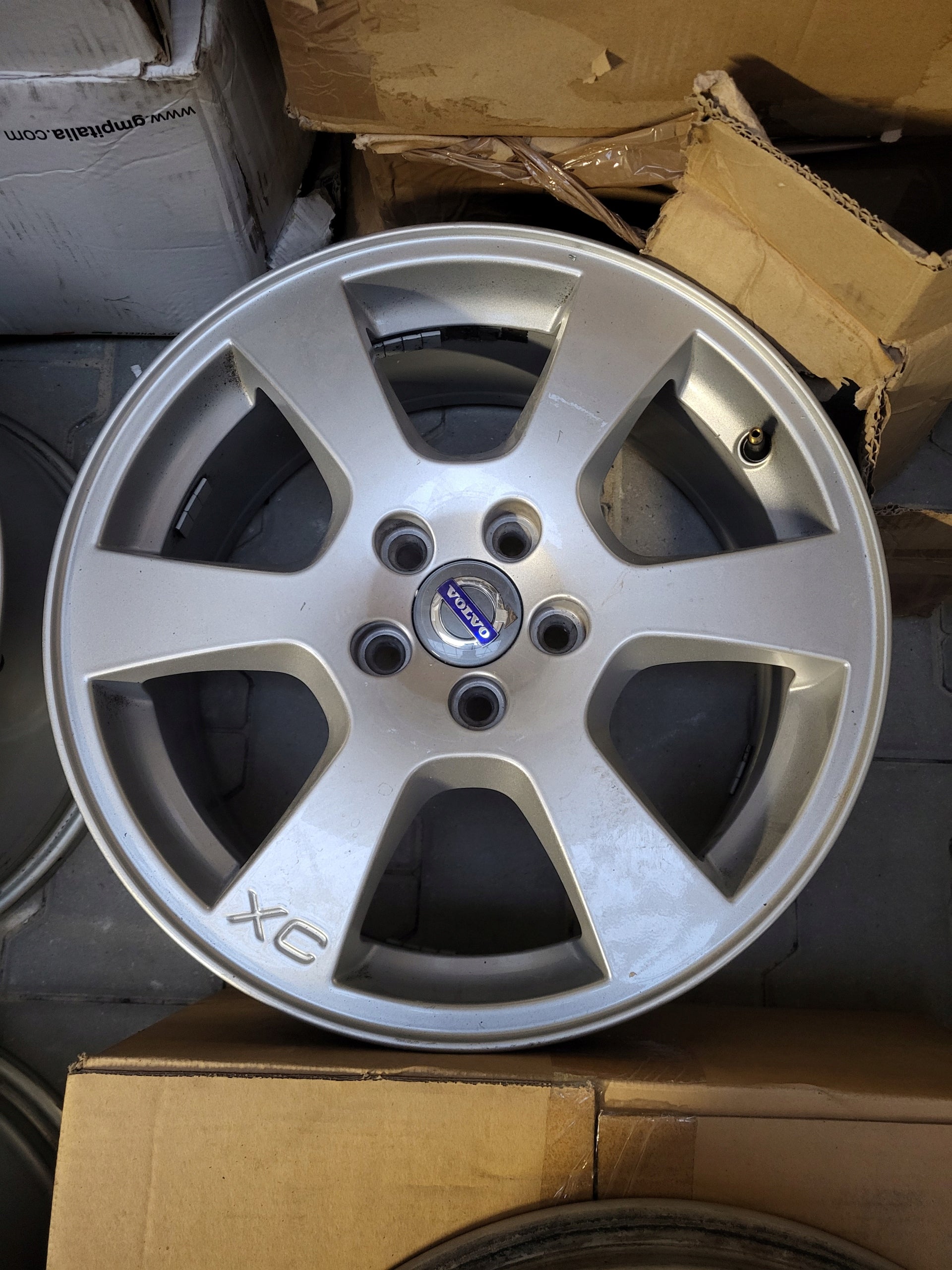 Alu Felge Volvo XC60 Aluminum rim 17 Zoll 7.5J 5x108 30671480