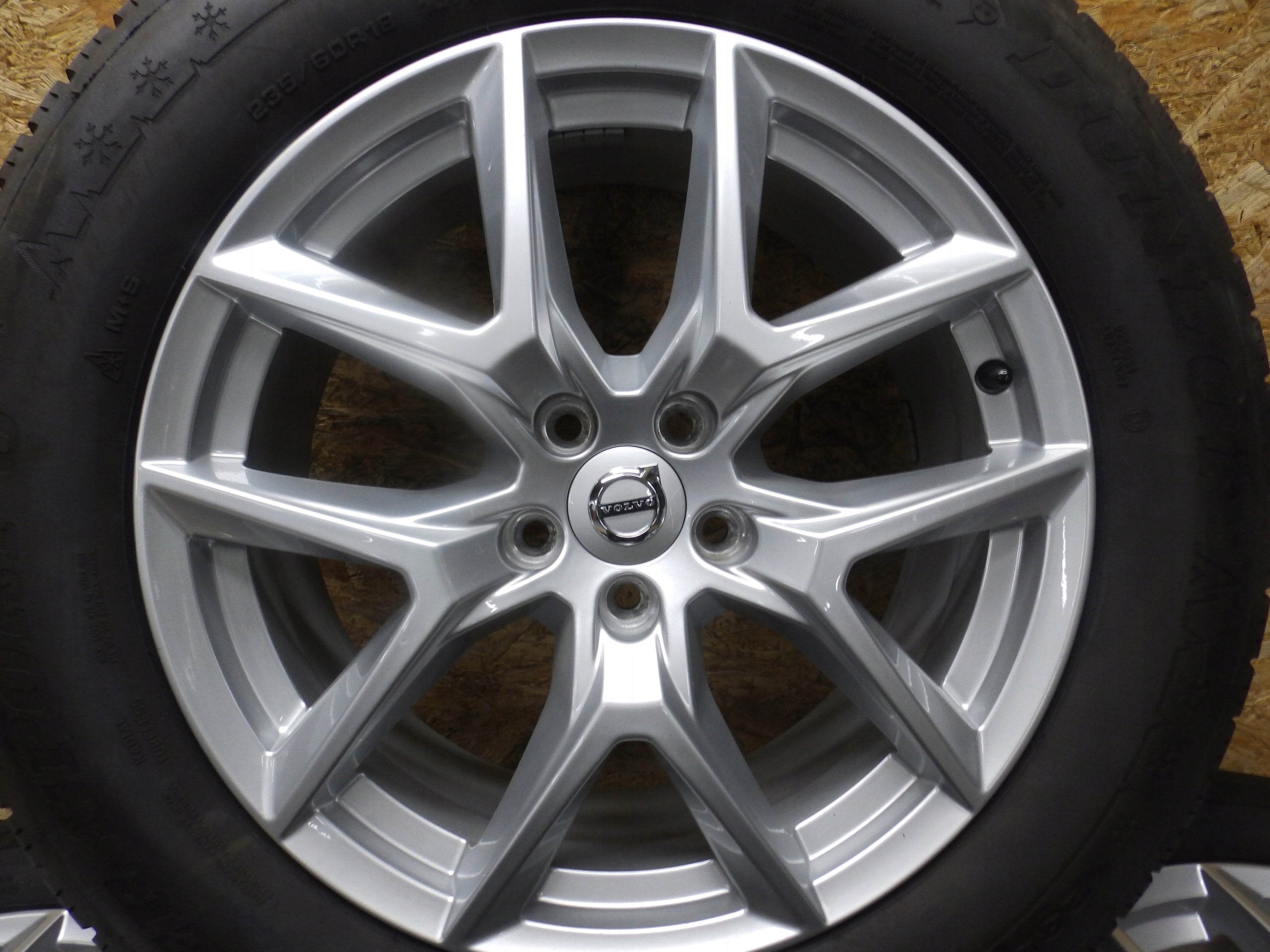 Alu Felge Volvo XC60 XC40 Aluminum rim 18 Zoll 7.5J 5x108 50ET