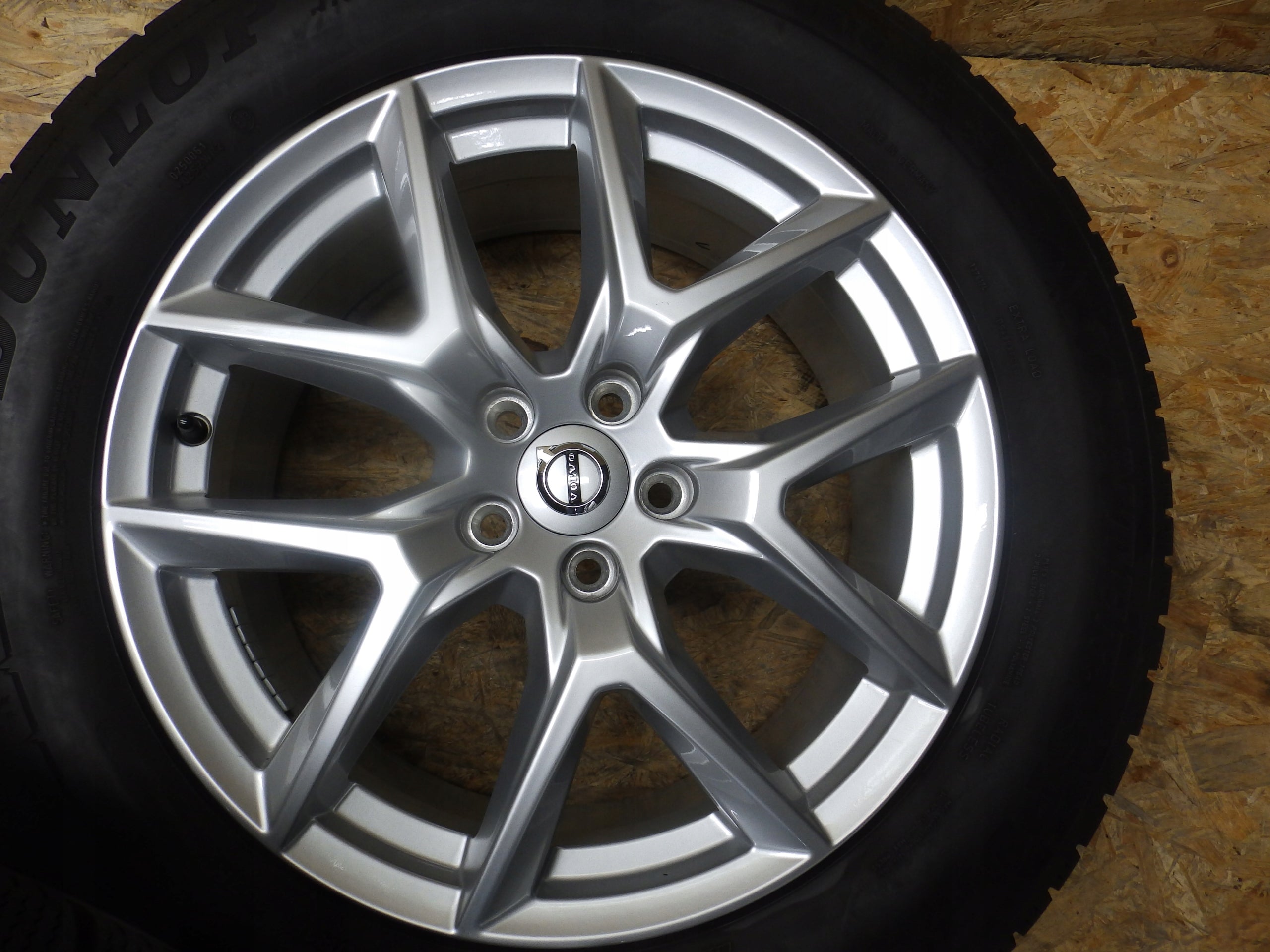 Alu Felge Volvo XC60 XC40 Aluminum rim 18 Zoll 7.5J 5x108 50ET