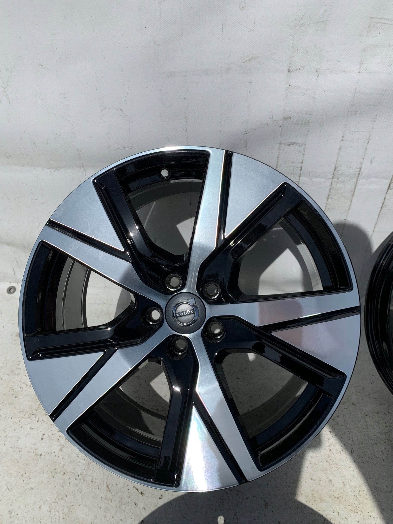 Alu Felge Volvo XC40 Aluminum rim 19 Zoll 7.5J 5x108 50ET 32134537