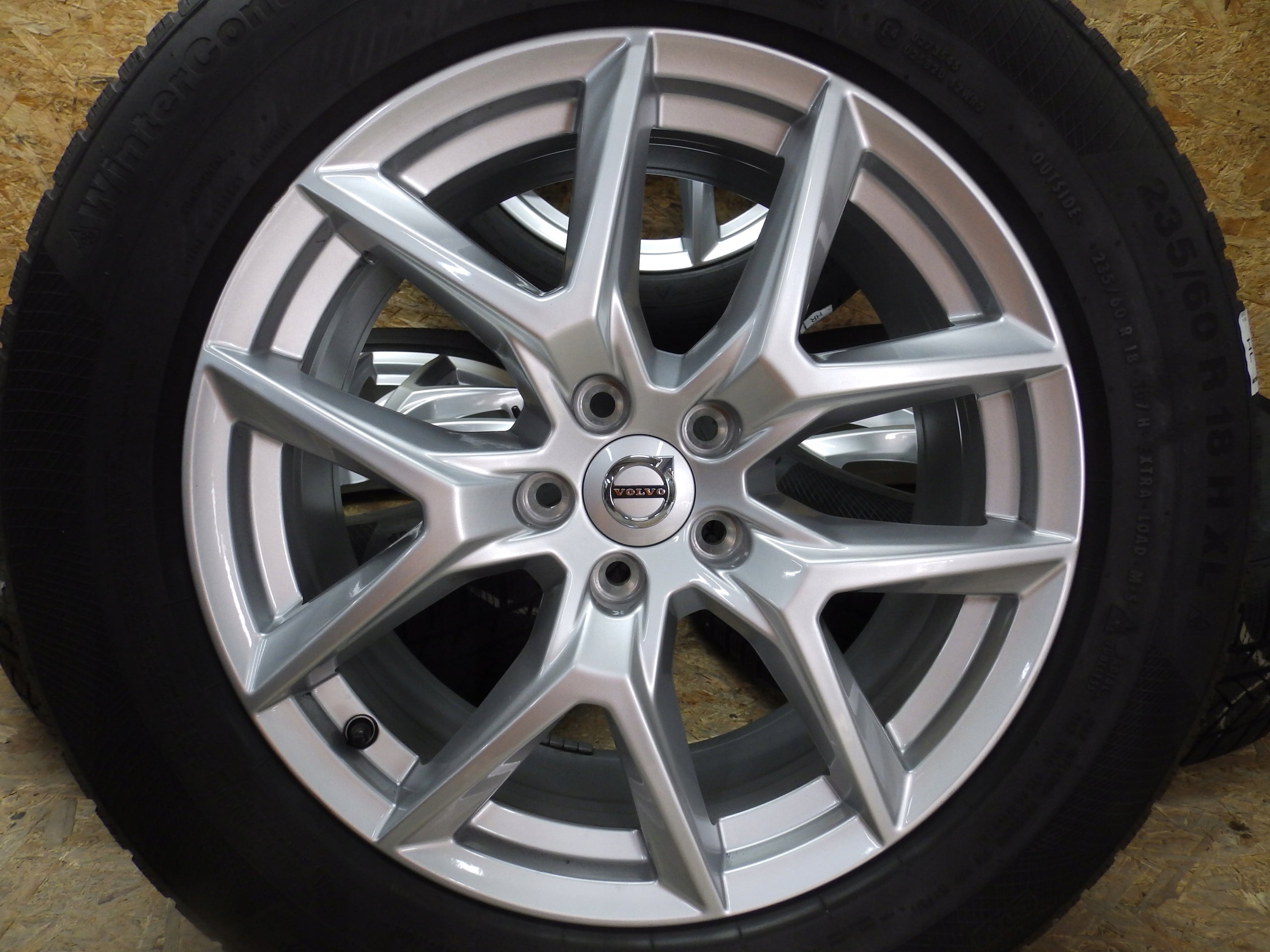 Alu Felge Volvo XC60 XC40 Aluminum rim 18 Zoll 7.5J 5x108 50ET