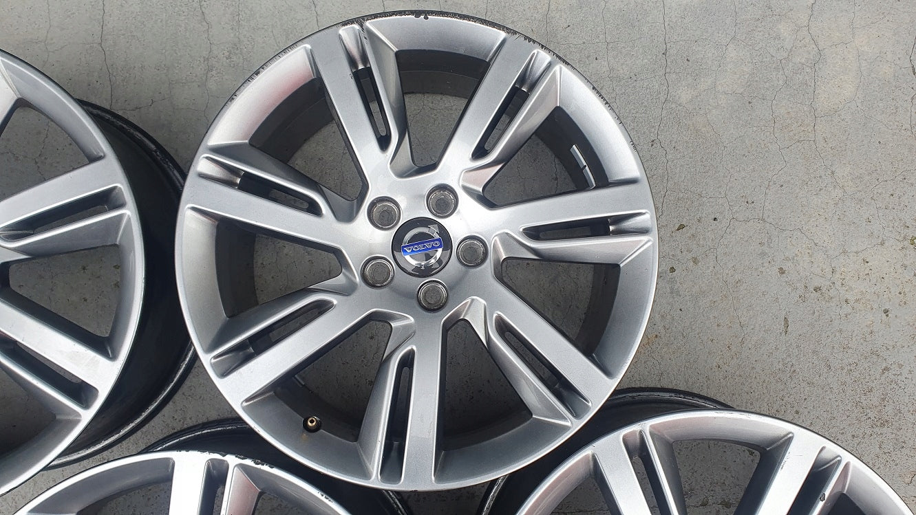 Alu Felge Volvo XC60 Aluminum rim 18 Zoll 8.0J 5x114.3 55ET