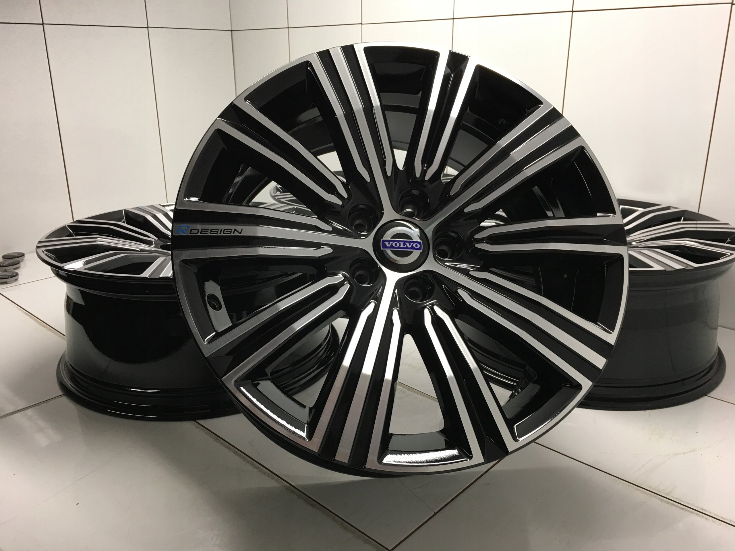 Alu Felge Volvo V70 Aluminum rim 18 Zoll 8.0J 5x108