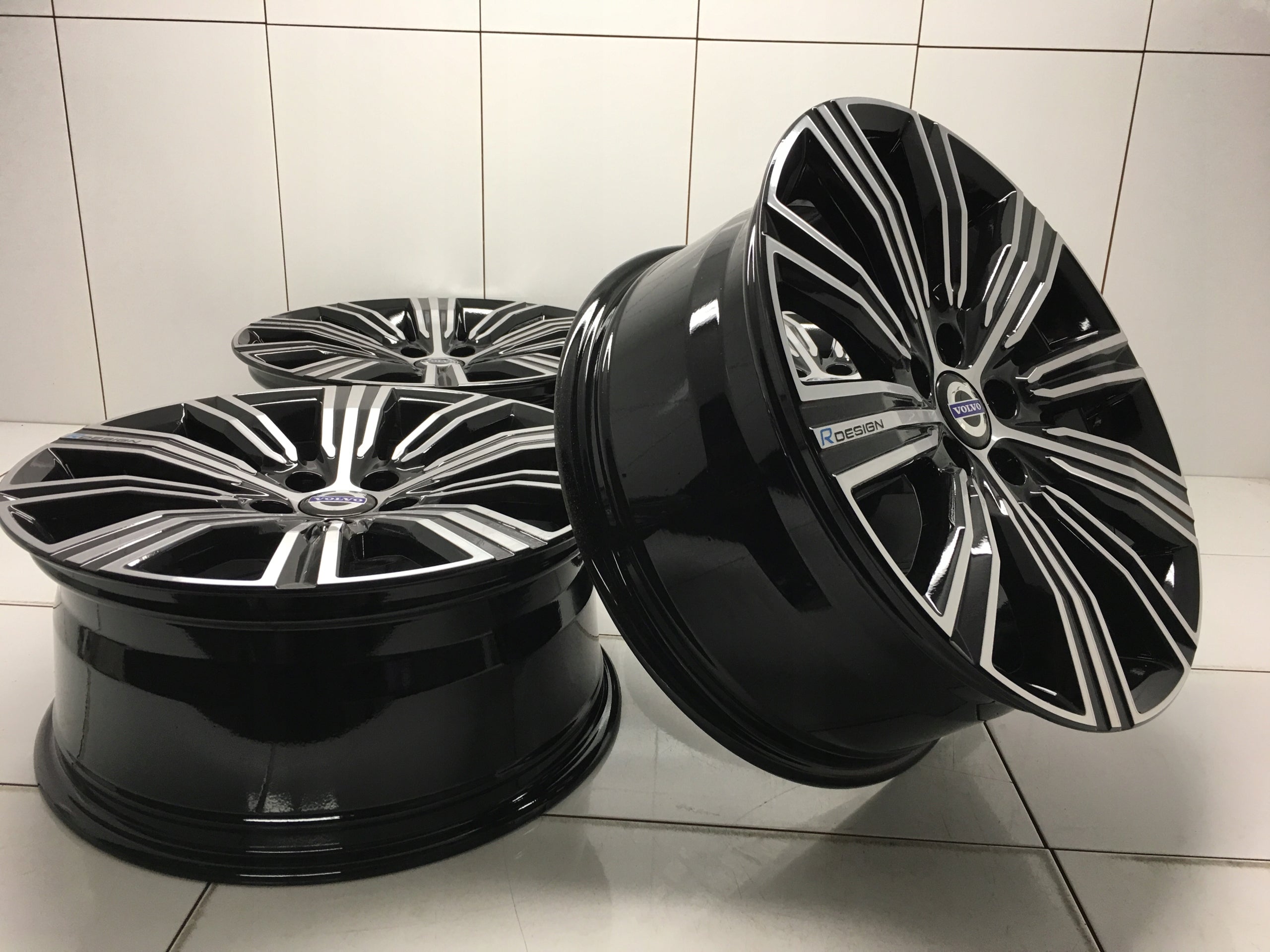 Alu Felge Volvo V70 Aluminum rim 18 Zoll 8.0J 5x108