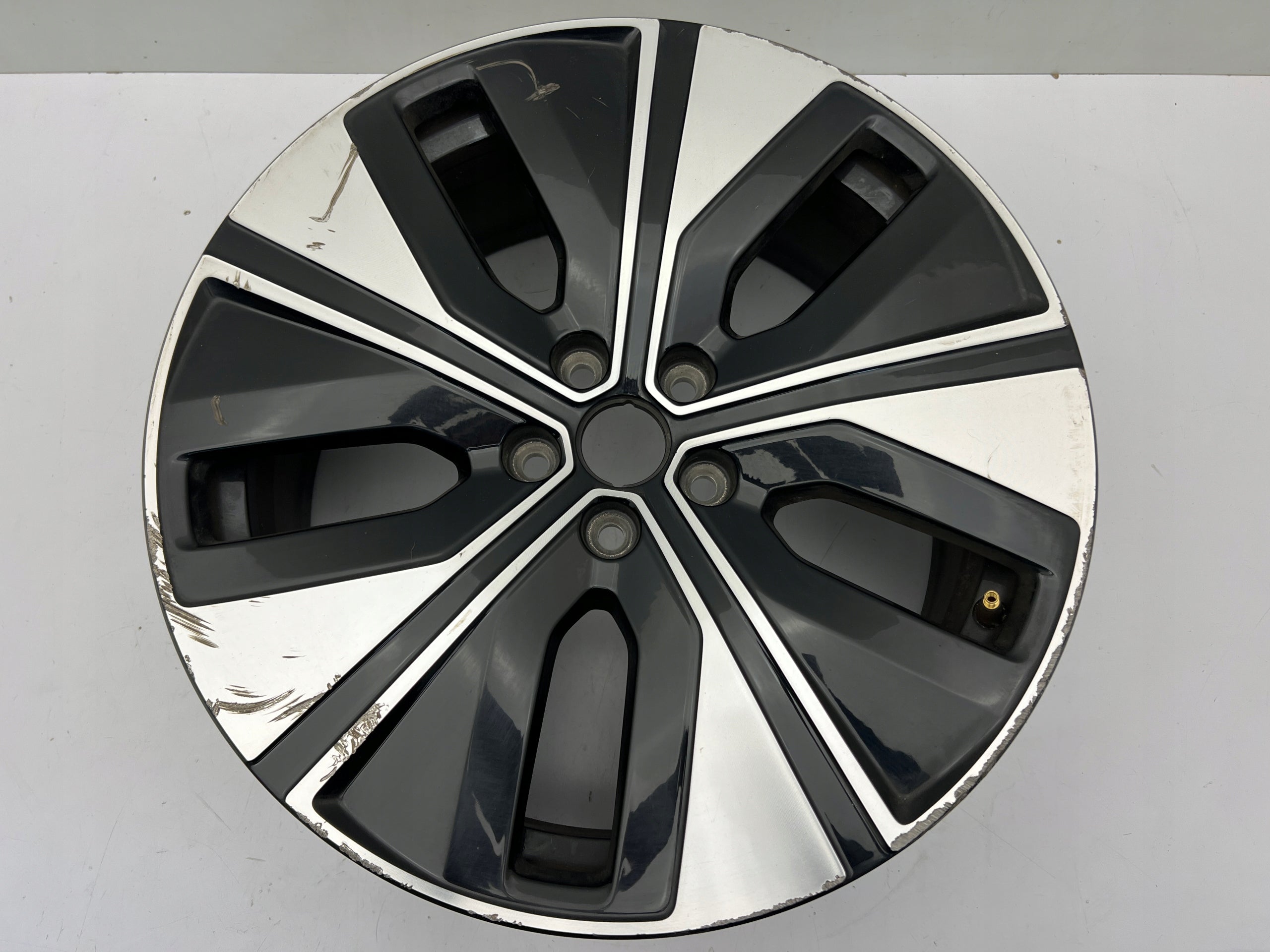  Alu Felge Volvo XC40 Aluminum rim 19 Zoll 8.0J 5x108 32327781 product image